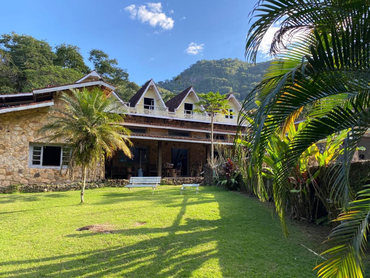 Casarao Prumirim Guest house *